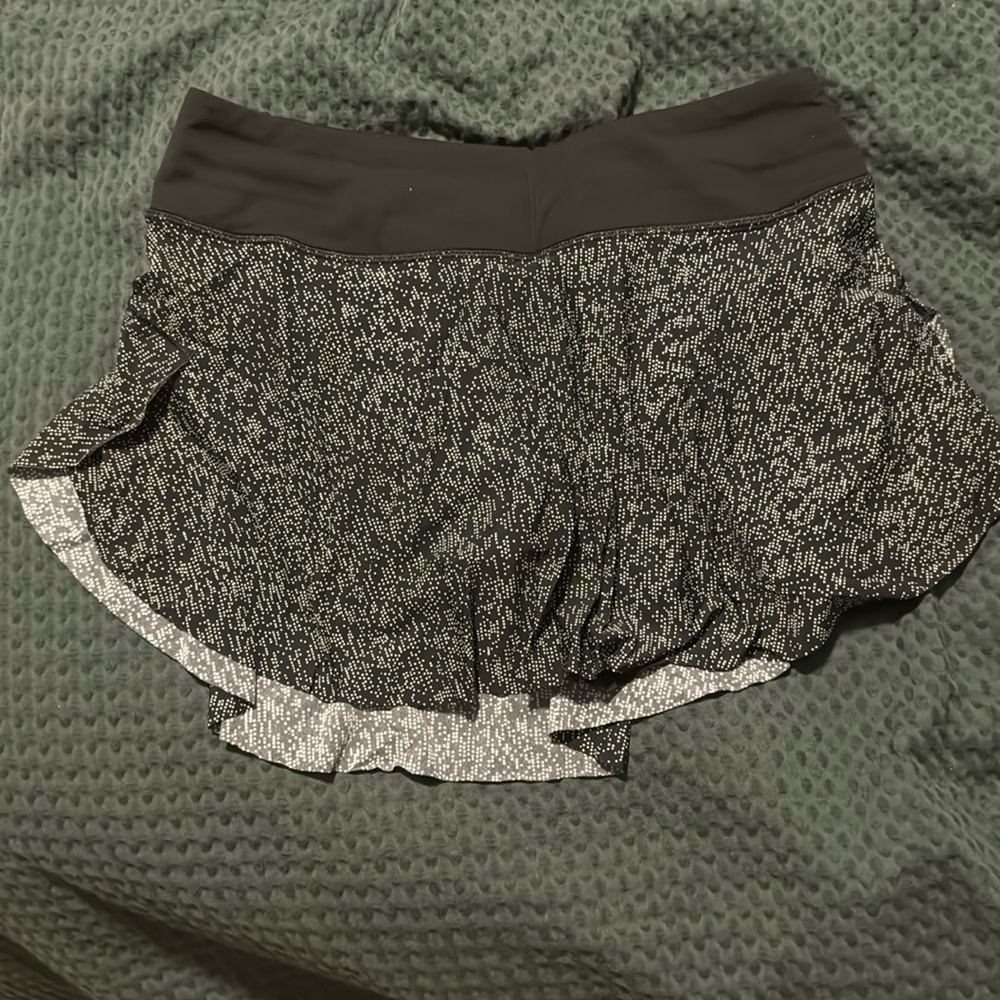Lululemon mini running skirt